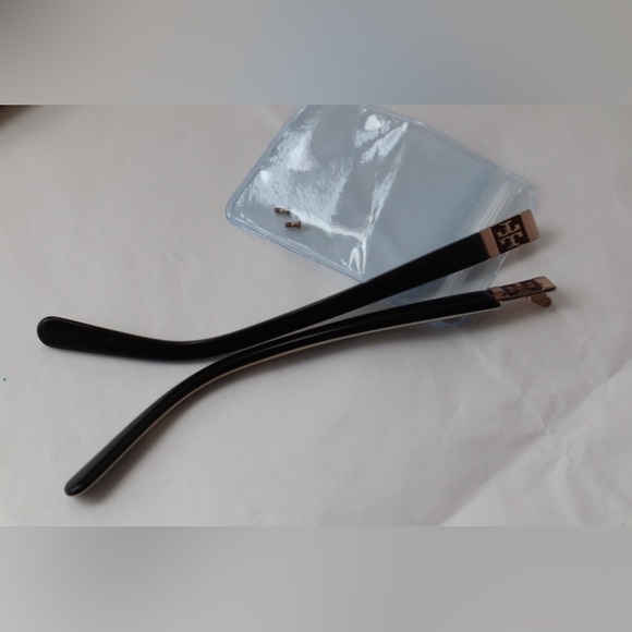 Sale 🔥 Authentic Tory Burch Glasses Temples - Picture 3 of 7